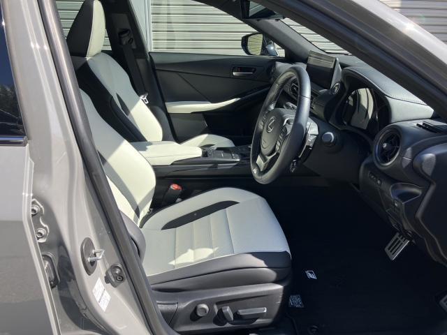 Ref:AUX-22297784 LEXUS IS 2024 - Image 4