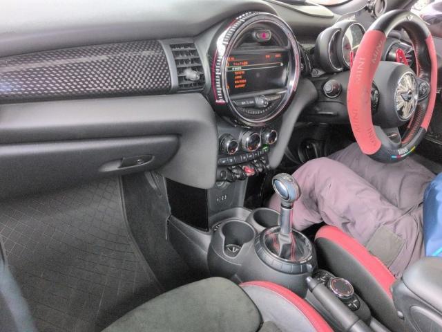 Ref:AUX-22316012 MINI MINI 2017 - Image 3