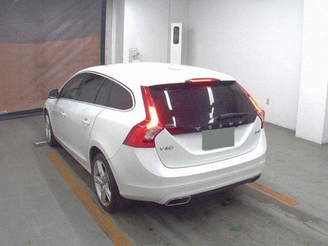 Ref:AUX-22354498 VOLVO V60 2018 - Image 5