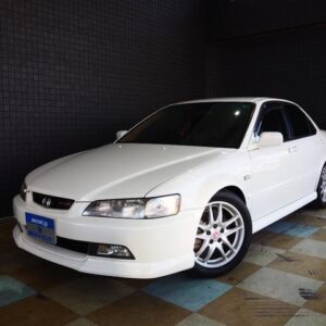 2001 Honda Accord pearl gasoline used car Japan export