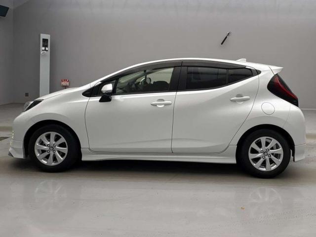 Ref:AUX-22412100 TOYOTA AQUA 2021 - Image 7