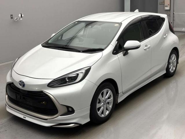 Ref:AUX-22412100 TOYOTA AQUA 2021