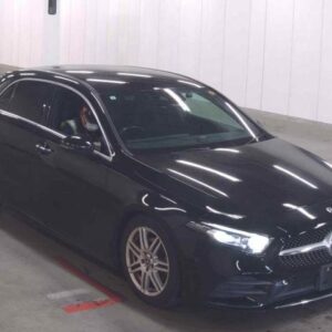 2019 Mercedes Benz A-Class black gasoline used car Japan export
