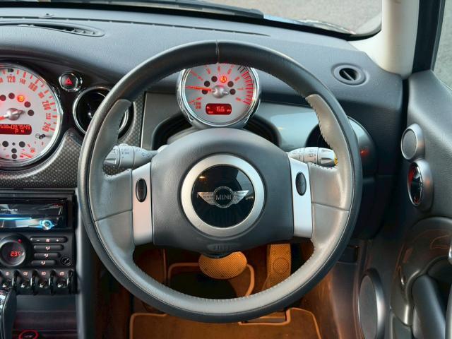 Ref:AUX-22492330 MINI MINI 2006 - Image 16