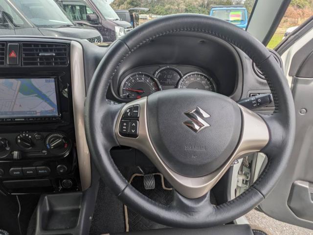 Ref:AUX-22502632 SUZUKI JIMNY 2016 9 Ref:AUX-22502632 SUZUKI JIMNY 2016 - Image 9