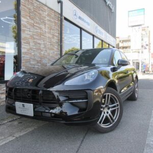 2020 Porsche Macan black gasoline used car Japan export