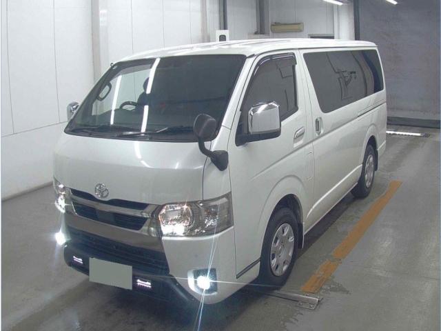 Ref:AUX-22511882 TOYOTA HIACE VAN 2021