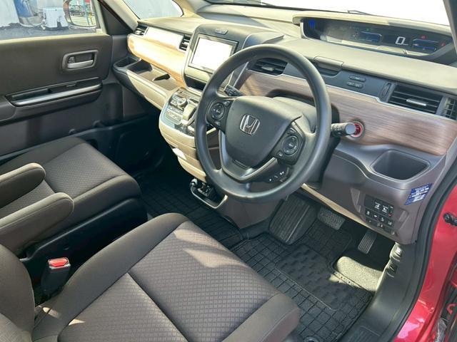 Ref:AUX-22525102 HONDA FREED HYBRID 2022 - Image 11