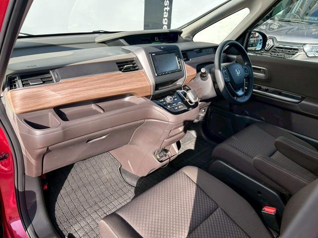 Ref:AUX-22525102 HONDA FREED HYBRID 2022 - Image 12