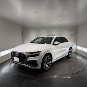 2021 Audi Q8 white gasoline used car Japan export