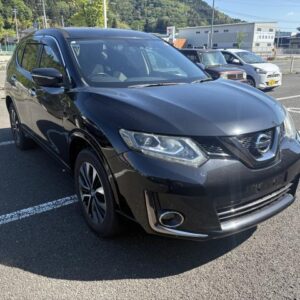 2017 Nissan X-Trail black gasoline used car Japan export