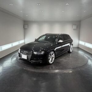 2012 Audi S4 Avant black gasoline used car Japan export