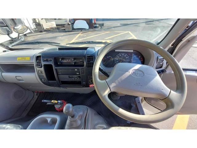 Ref:AUX-22595772 TOYOTA DYNA TRUCK 2010 4 Ref:AUX-22595772 TOYOTA DYNA TRUCK 2010 - Image 4