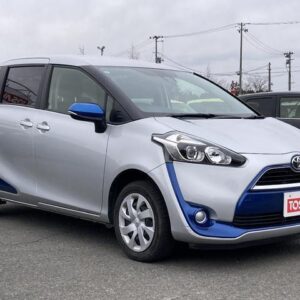 2015 Toyota Sienta silver gasoline used car Japan export