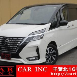 2019 Nissan Serena pearl hybrid used car Japan export