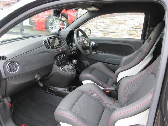 Ref:AUX-22601195 ABARTH ABARTH 695 ESSEESSE 2023 3 Ref:AUX-22601195 ABARTH ABARTH 695 ESSEESSE 2023 - Image 3