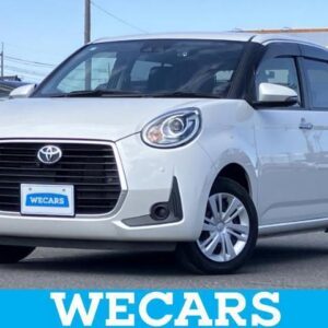 2023 Toyota Passo pearl gasoline used car Japan export
