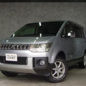2008 Mitsubishi Delica D:5 silver gasoline used car Japan export