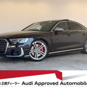 2022 Audi S8 black hybrid used car Japan export