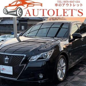 2013 Toyota Crown Hybrid black hybrid used car Japan export