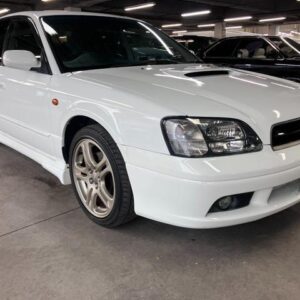 2000 Subaru Legacy B4 white gasoline used car Japan export