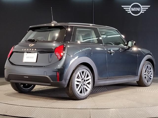 Ref:AUX-22637535 MINI MINI 2025 3 Ref:AUX-22637535 MINI MINI 2025 - Image 3