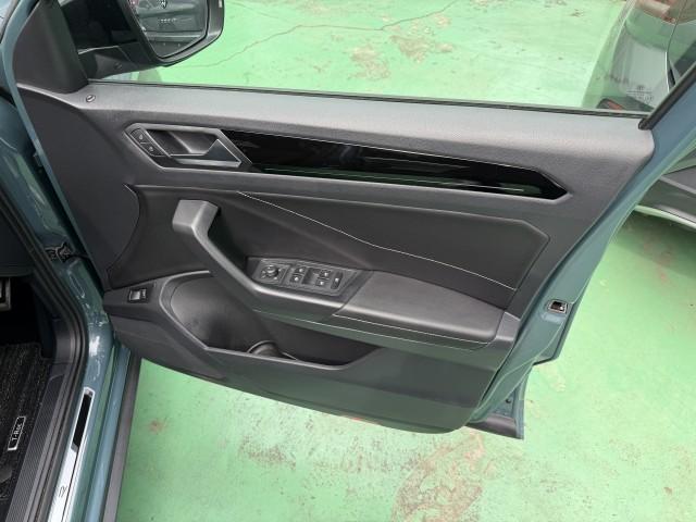 Ref:AUX-22640631 VOLKSWAGEN T-ROC 2023 13 Ref:AUX-22640631 VOLKSWAGEN T-ROC 2023 - Image 13