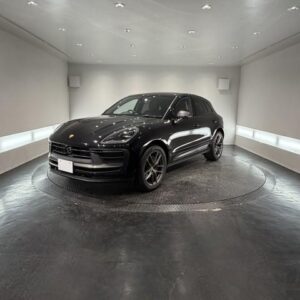 2023 Porsche Macan black gasoline used car Japan export