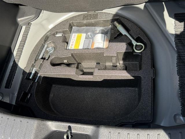 Ref:AUX-22645710 MAZDA MAZDA2 2024 12 Ref:AUX-22645710 MAZDA MAZDA2 2024 - Image 12