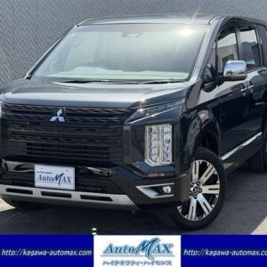 2024 Mitsubishi Delica D:5 gray diesel used car Japan export