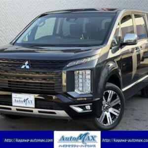 2024 Mitsubishi Delica D:5 gray diesel used car Japan export