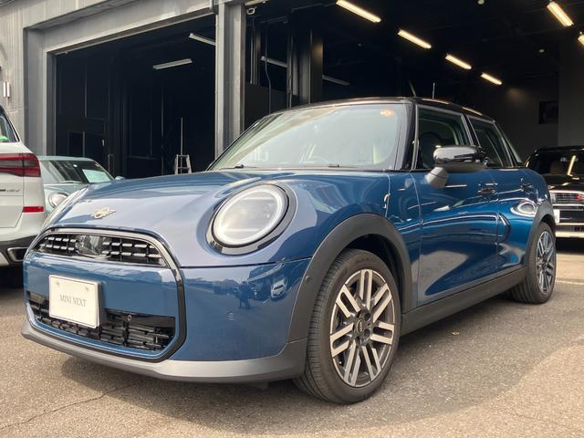 Ref:AUX-22649683 MINI MINI 2025 1 2025 Mini Mini blue gasoline used car Japan export
