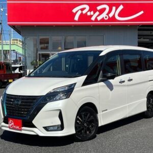 2021 Nissan Serena pearl hybrid used car Japan export
