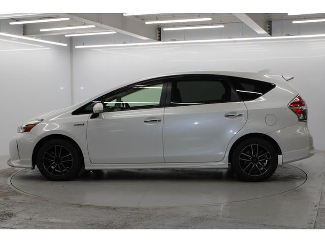 Ref:AUX-22674702 TOYOTA PRIUS ALPHA 2015 6 Ref:AUX-22674702 TOYOTA PRIUS ALPHA 2015 - Image 6