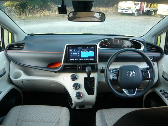 Ref:AUX-22681222 TOYOTA SIENTA 2018 4 Ref:AUX-22681222 TOYOTA SIENTA 2018 - Image 4