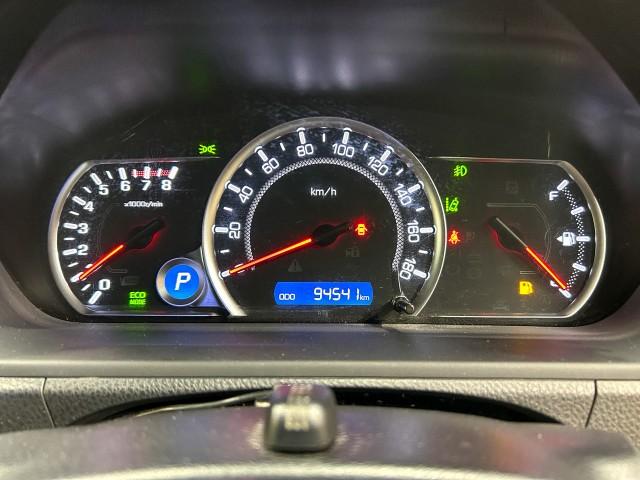 Ref:AUX-22681571 TOYOTA VOXY 2017 12 Ref:AUX-22681571 TOYOTA VOXY 2017 - Image 12