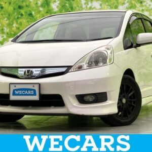 2012 Honda Fit Shuttle Hybrid pearl hybrid used car Japan export
