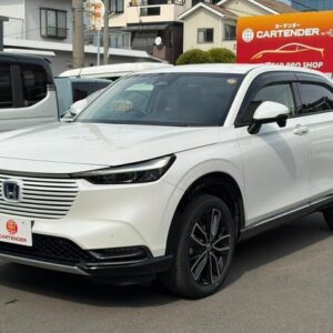 2021 Honda Vezel white hybrid used car Japan export