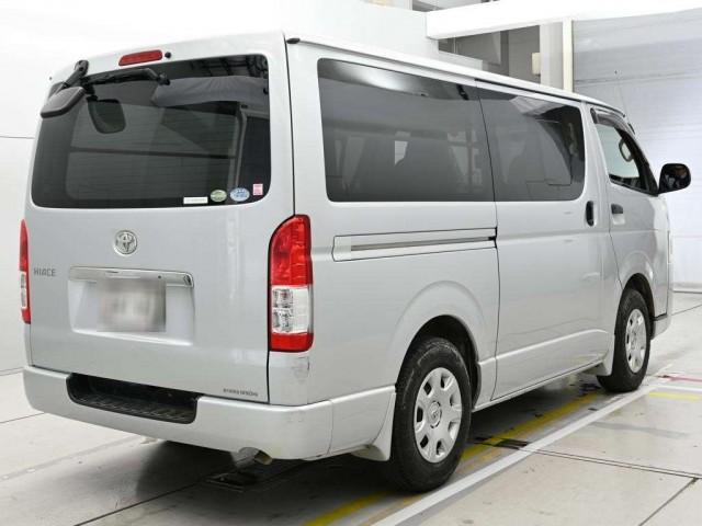 Ref:AUX-22699710 TOYOTA HIACE VAN 2017 2 Ref:AUX-22699710 TOYOTA HIACE VAN 2017 - Image 2