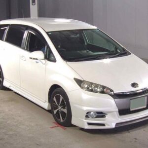 2013 Toyota Wish pearl gasoline used car Japan export