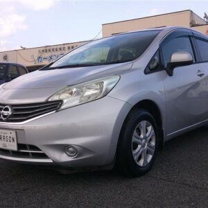 2013 Nissan Note silver gasoline used car Japan export