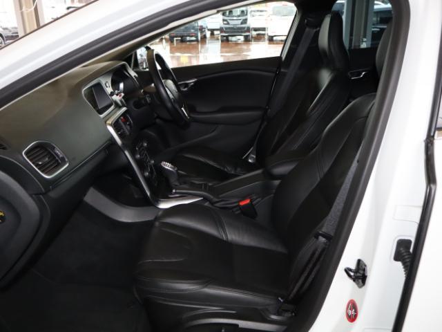 Ref:AUX-22704490 VOLVO V40 2013 20 Ref:AUX-22704490 VOLVO V40 2013 - Image 20