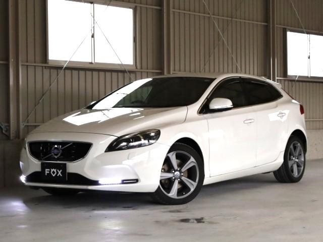 Ref:AUX-22704490 VOLVO V40 2013 1 2013 Volvo V40 white gasoline used car Japan export