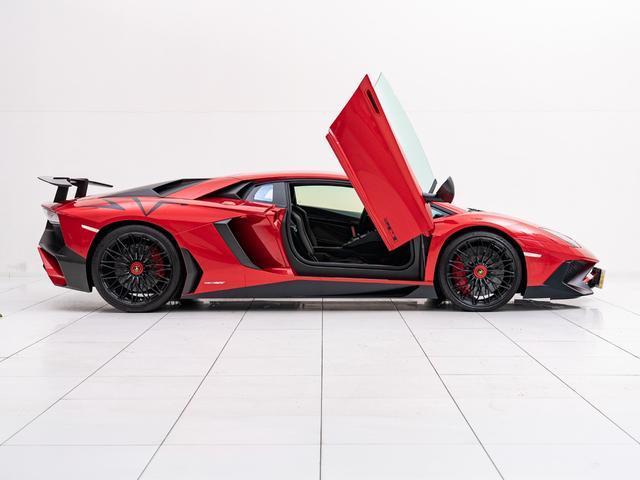 Ref:AUX-22712354 LAMBORGHINI AVENTADOR 2016 10 Ref:AUX-22712354 LAMBORGHINI AVENTADOR 2016 - Image 10