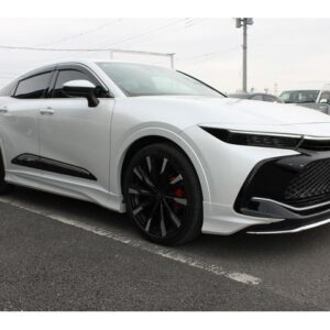 2023 Toyota Crown Crossover white hybrid used car Japan export