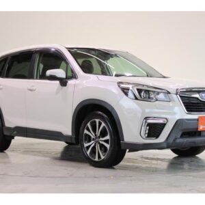 2018 Subaru Forester pearl gasoline used car Japan export