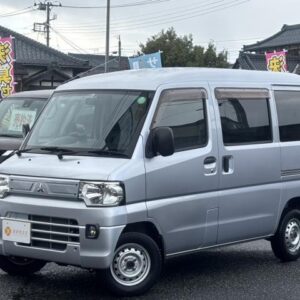 2012 Mitsubishi Minicab Van silver gasoline used car Japan export