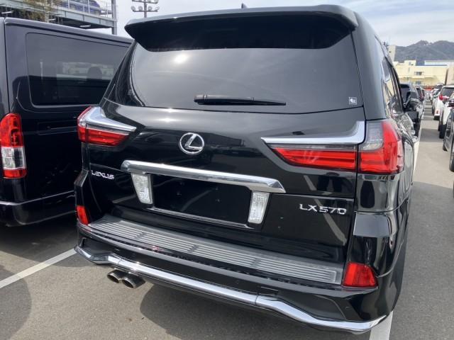 Ref:AUX-22719620 LEXUS LX 2017 3 Ref:AUX-22719620 LEXUS LX 2017 - Image 3