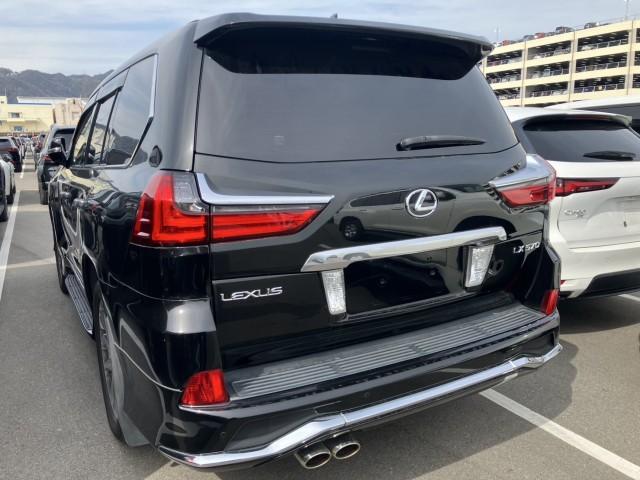 Ref:AUX-22719620 LEXUS LX 2017 4 Ref:AUX-22719620 LEXUS LX 2017 - Image 4