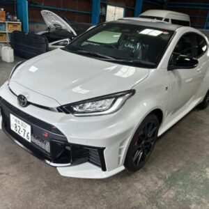 2025 Toyota Gr Yaris pearl gasoline used car Japan export